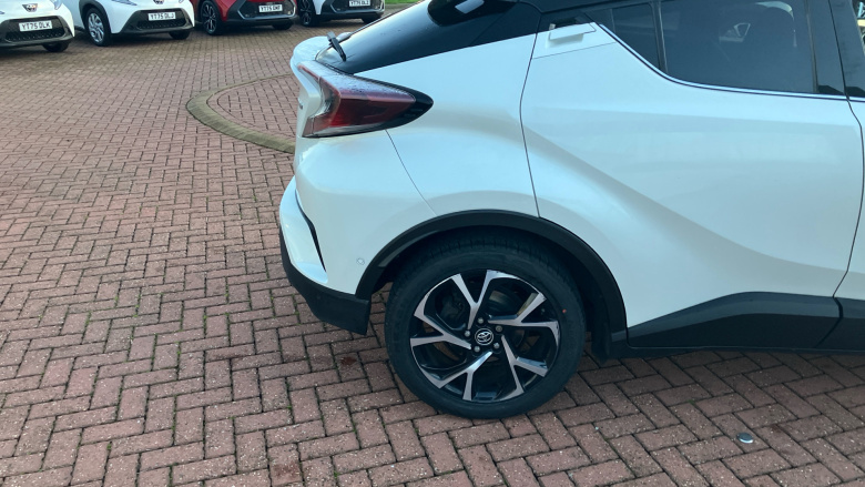 Toyota C-HR 1.8 Hybrid Dynamic 5dr CVT Hybrid Hatchback